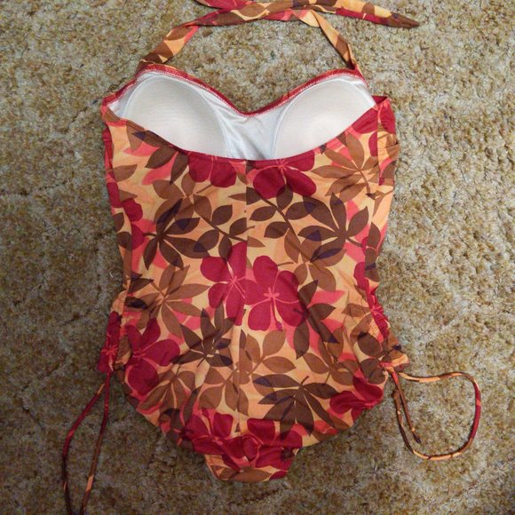 4/$20 | Baltex Tropical Flower Design One Piece Halterneck Swimsuit - Picture 4 of 5